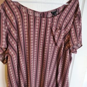 Torrid size 3 button back top